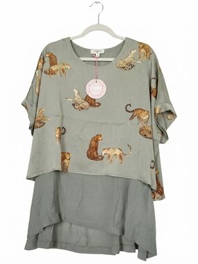 079 - Umgee Animal Print Pullover Tiered Tunic Sage Green Leopard Print NWT (S)